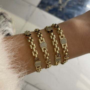 İthal Altın Modeli Taşlı Zincir Bileklik