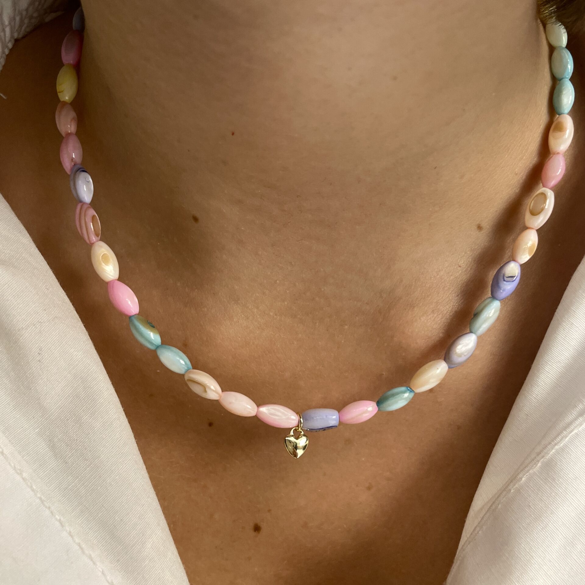 Renkli Sedef Taşlı Tasarım Minimal Kalp Kolye Pony