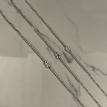 925 Ayar Gümüş İthal Çiçek Motifli Su Yolu Bileklik Lucilla