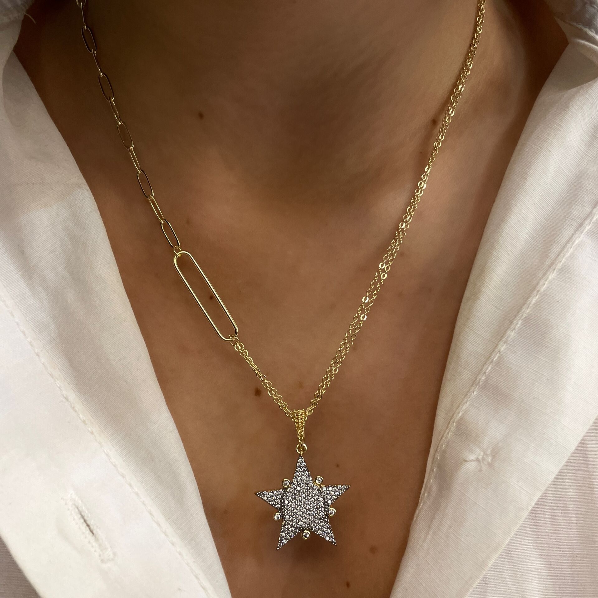 İthal Taşlı Tasarım Yıldız Kolye