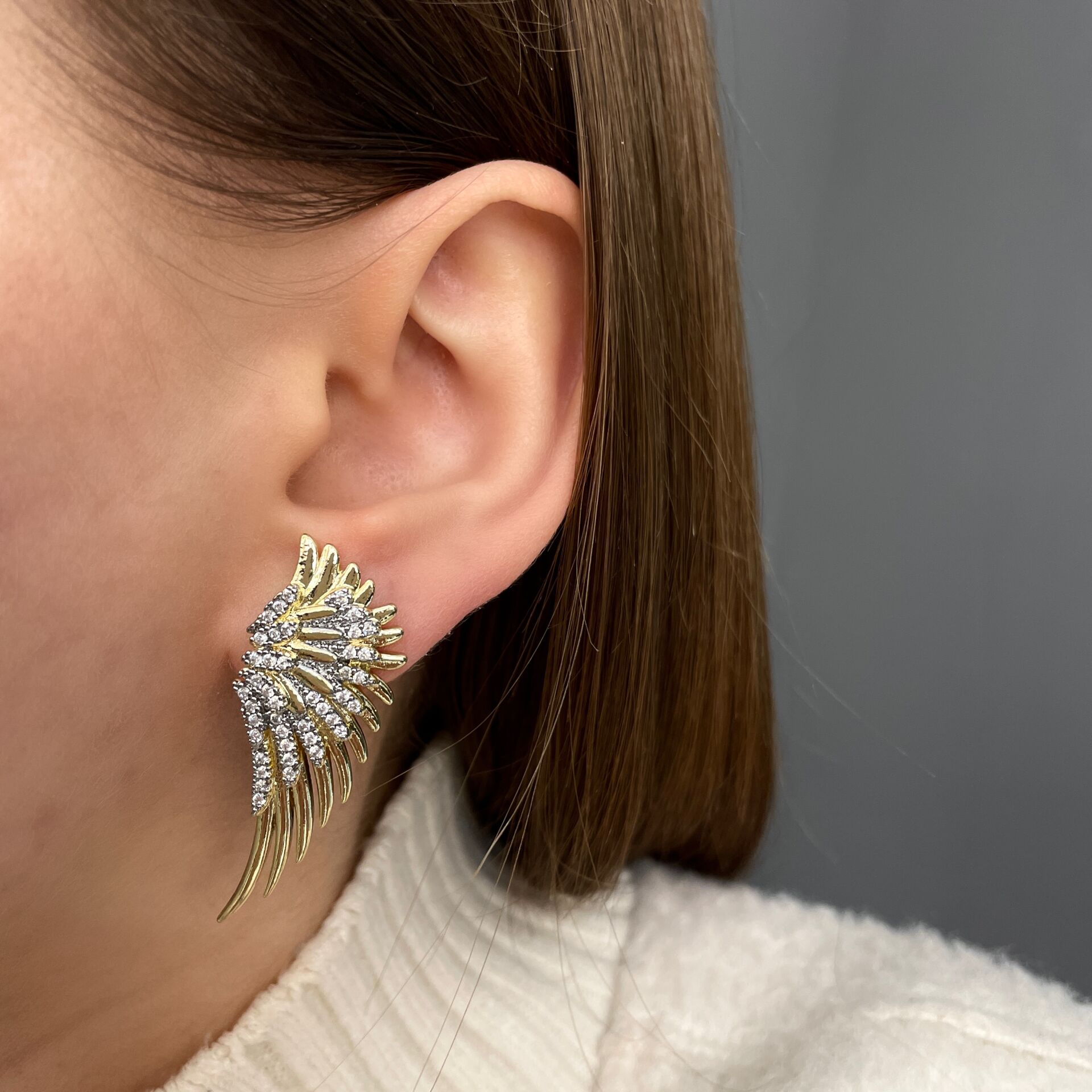 İthal Taşlı Tasarım Kanat Küpe