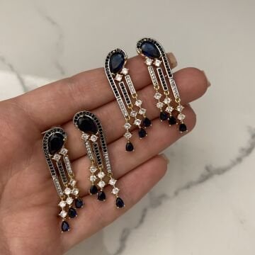 İthal Zümrüt Taşlı Tasarım Küpe