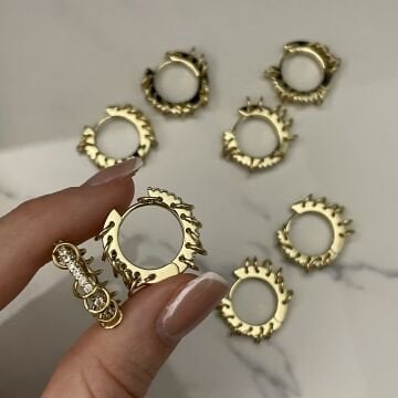 İthal Taşlı Tasarım Halka Küpe