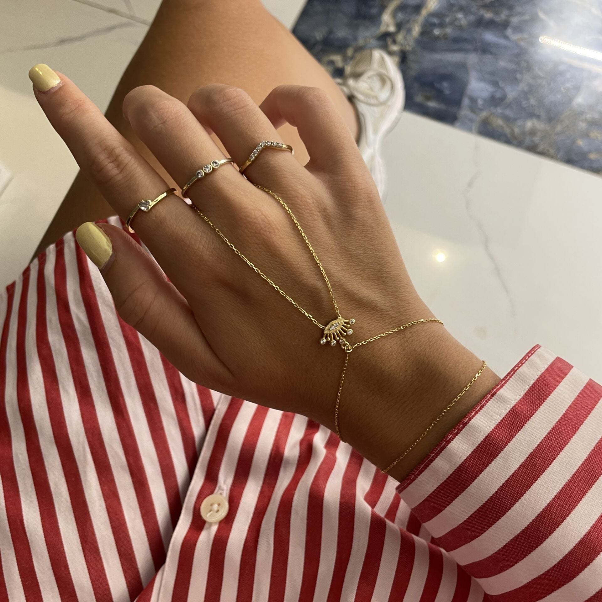 925 Ayar Gümüş İthal Tasarım Göz Şahmeran Pia