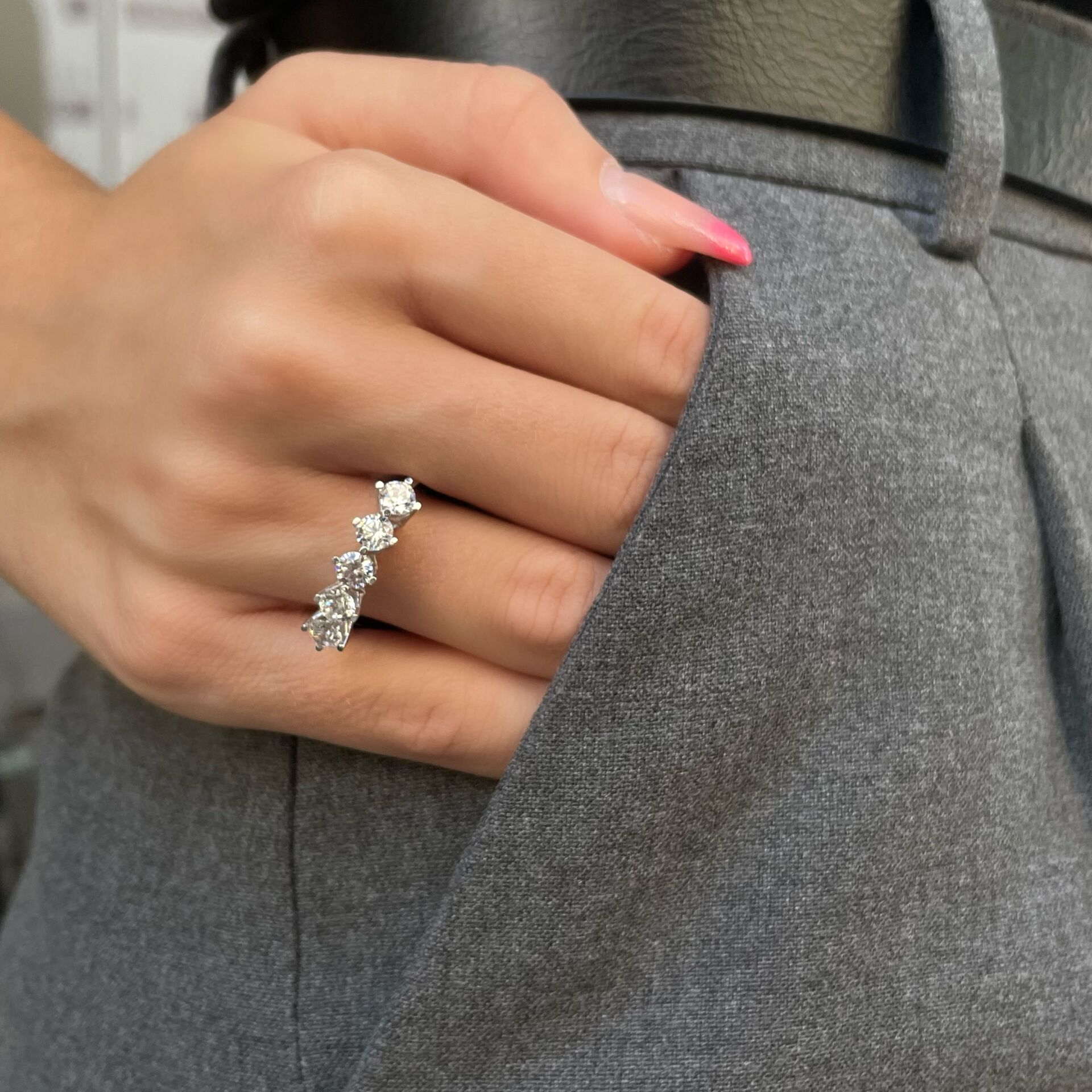 925 Ayar Gümüş Swarovski Beş Taşlı Yüzük Ivana