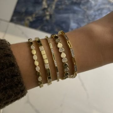 925 Ayar Gümüş İthal Taş Detaylı Tasarım Bileklik