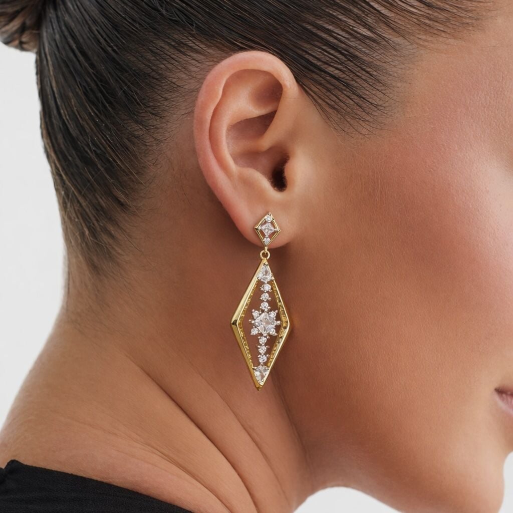 İthal Taş Detaylı Tasarım Küpe