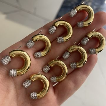 İthal Taşlı Özel Tasarım Halka Küpe Katja