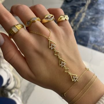 925 Ayar Gümüş İthal Üçgen Tasarımlı Şahmeran Justina