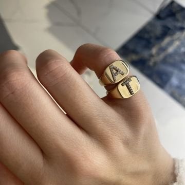 925 Ayar Gümüş Taşlı Serçe Parmak Harf Yüzük Vera