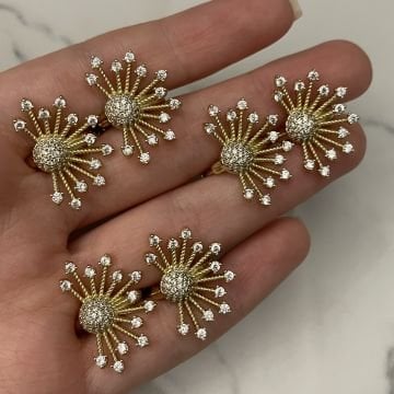 İthal Taş Detaylı Tasarım Halka Küpe Alissa
