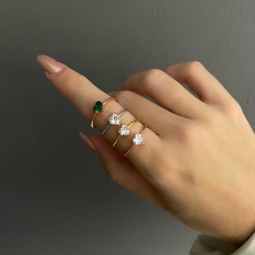 925 Ayar Gümüş Minimal Zümrüt Taşlı Yüzük Elayna
