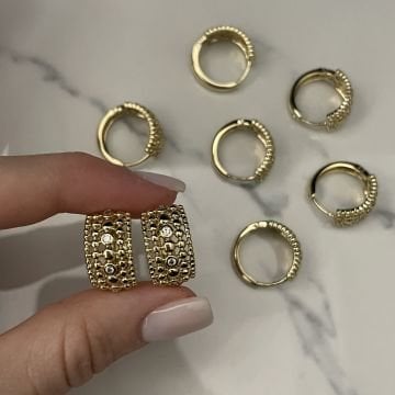 İthal Taş Detaylı Tasarım Halka Küpe Edna