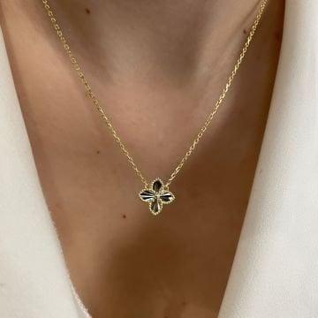 925 Ayar Gümüş İthal Tasarım Kalemli Yonca Kolye Mini Yonca