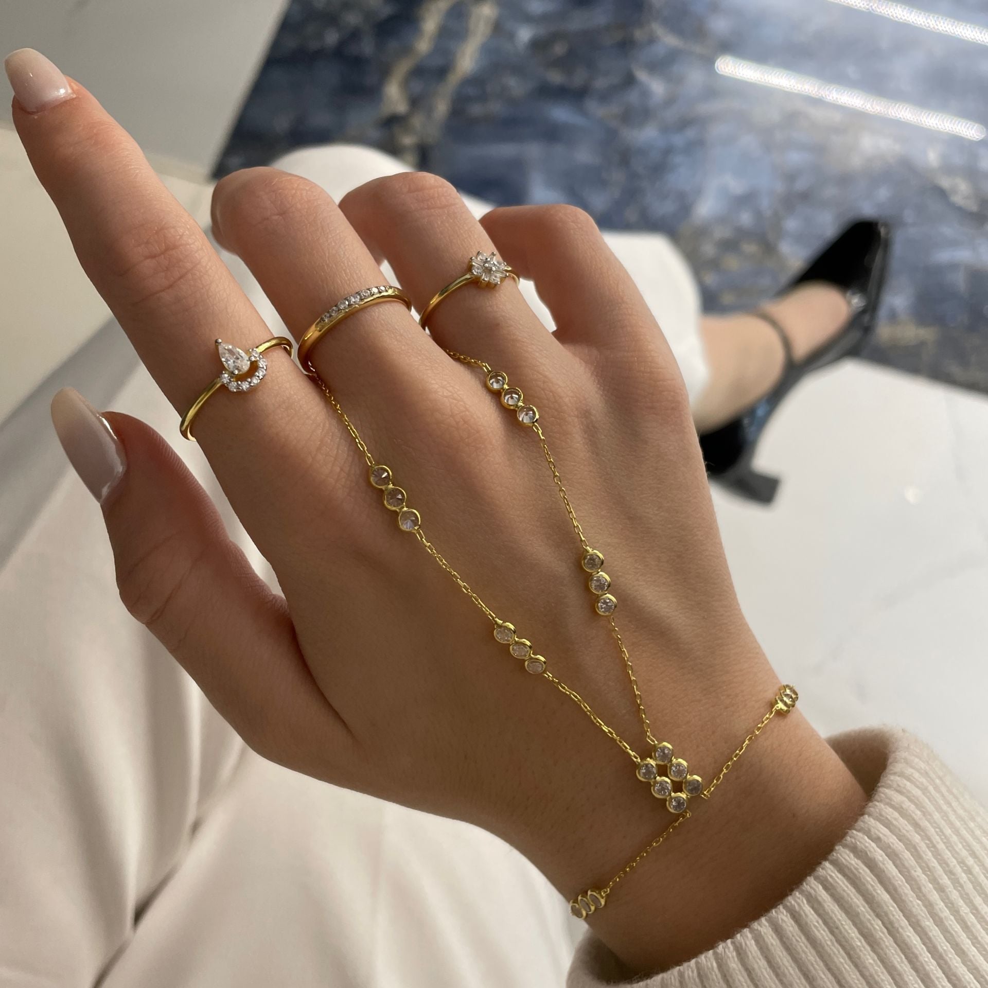 925 Ayar Gümüş Taşlı Şahmeran Paola