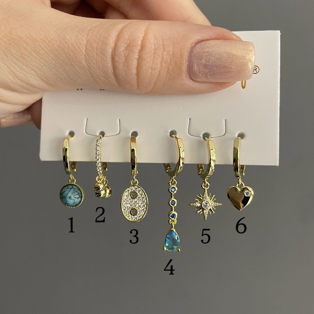 925 Ayar Gümüş Taşlı Tasarım Halka Küpe