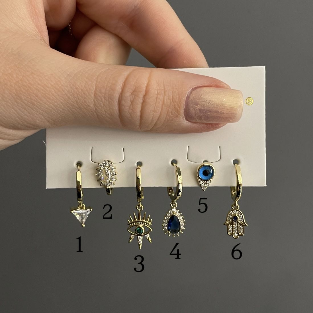 925 Ayar Gümüş Taşlı Tasarım Halka Küpe