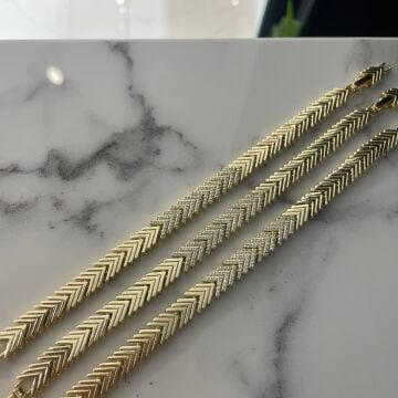 İthal Taşlı Ok Model Bileklik