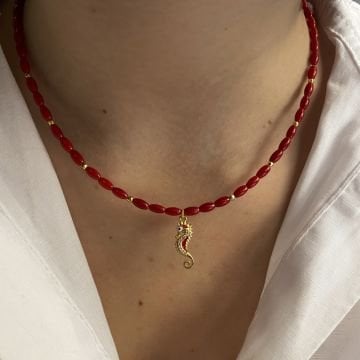 925 Ayar Gümüş Mercan Taşlı Tasarım Deniz Atı Kolye