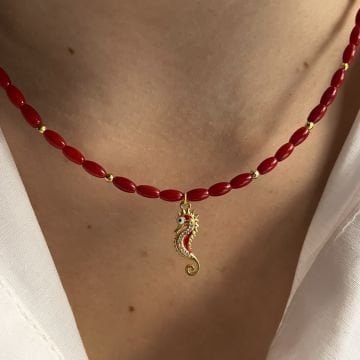 925 Ayar Gümüş Mercan Taşlı Tasarım Deniz Atı Kolye