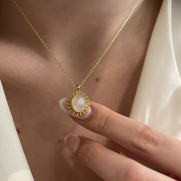 925 Ayar Gümüş Tasarım Ay Taşı Kolye Moon