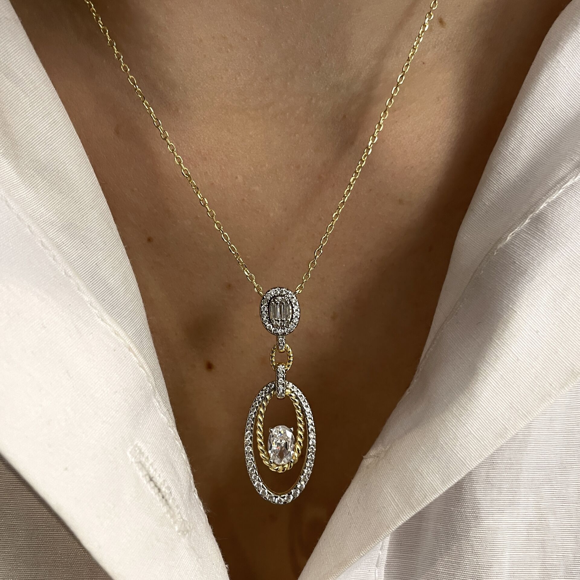 925 Ayar Gümüş İthal Baget Taş Detaylı Tasarım Kolye Ruby