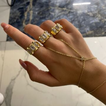 925 Ayar Gümüş İthal Baget Taşlı Trend Yüzük Romy