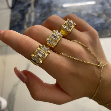 925 Ayar Gümüş İthal Baget Taşlı Trend Yüzük Romy
