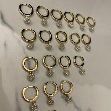 İncili Minimal Halka Küpe Lori