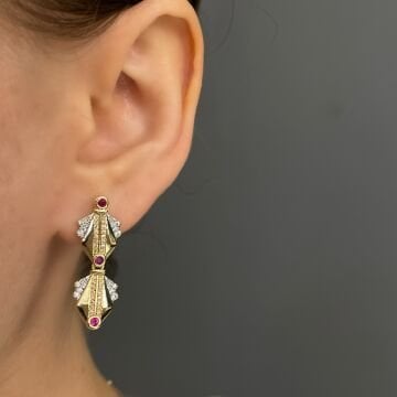 İthal Pembe Taşlı Tasarım Küpe Linda