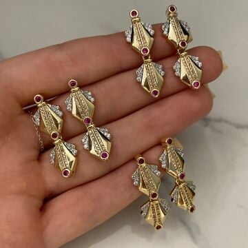 İthal Pembe Taşlı Tasarım Küpe Linda