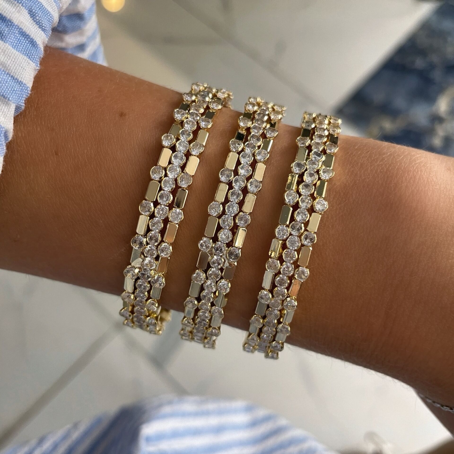 İthal Taş Detaylı Tasarım Kelepçe Bileklik Liana