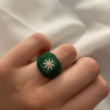 925 Ayar Gümüş Renkli Zirkon Taşlı İthal Yüzük Shiny Star Yeşil