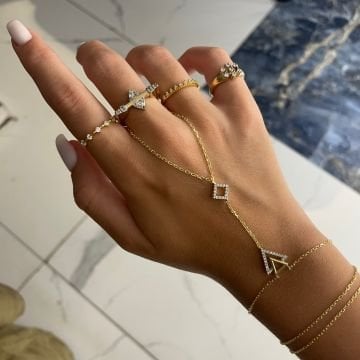 925 Ayar Gümüş Taşlı Üçgen Tasarım Şahmeran Felic