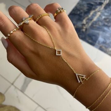 925 Ayar Gümüş Taşlı Üçgen Tasarım Şahmeran Felic