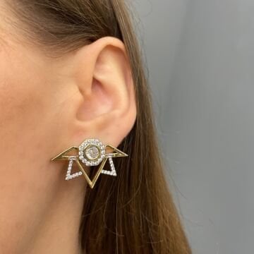 İthal Taşlı Üçgen Tasarımlı Küpe Astra