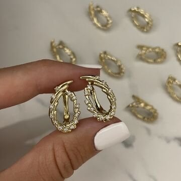 İthal Taşlı Yaprak Model Küpe