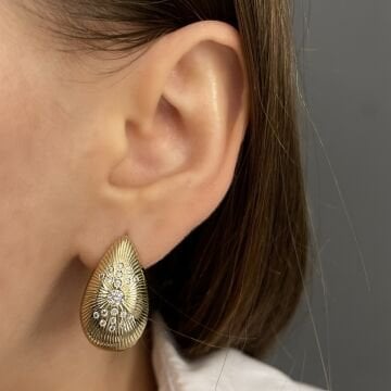 İthal Damla Model Taşlı Küpe Vega