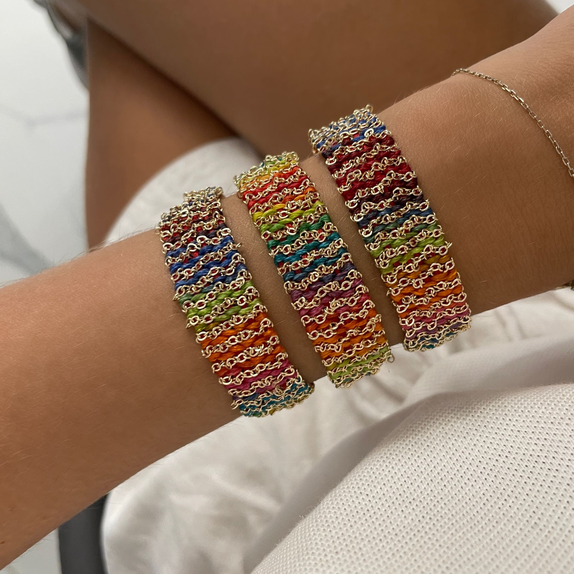 Renkli Zincirli Örgü Bileklik Rainbow