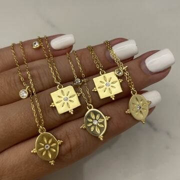 925 Ayar Gümüş İthal Taşlı Çiçek Model Kolye