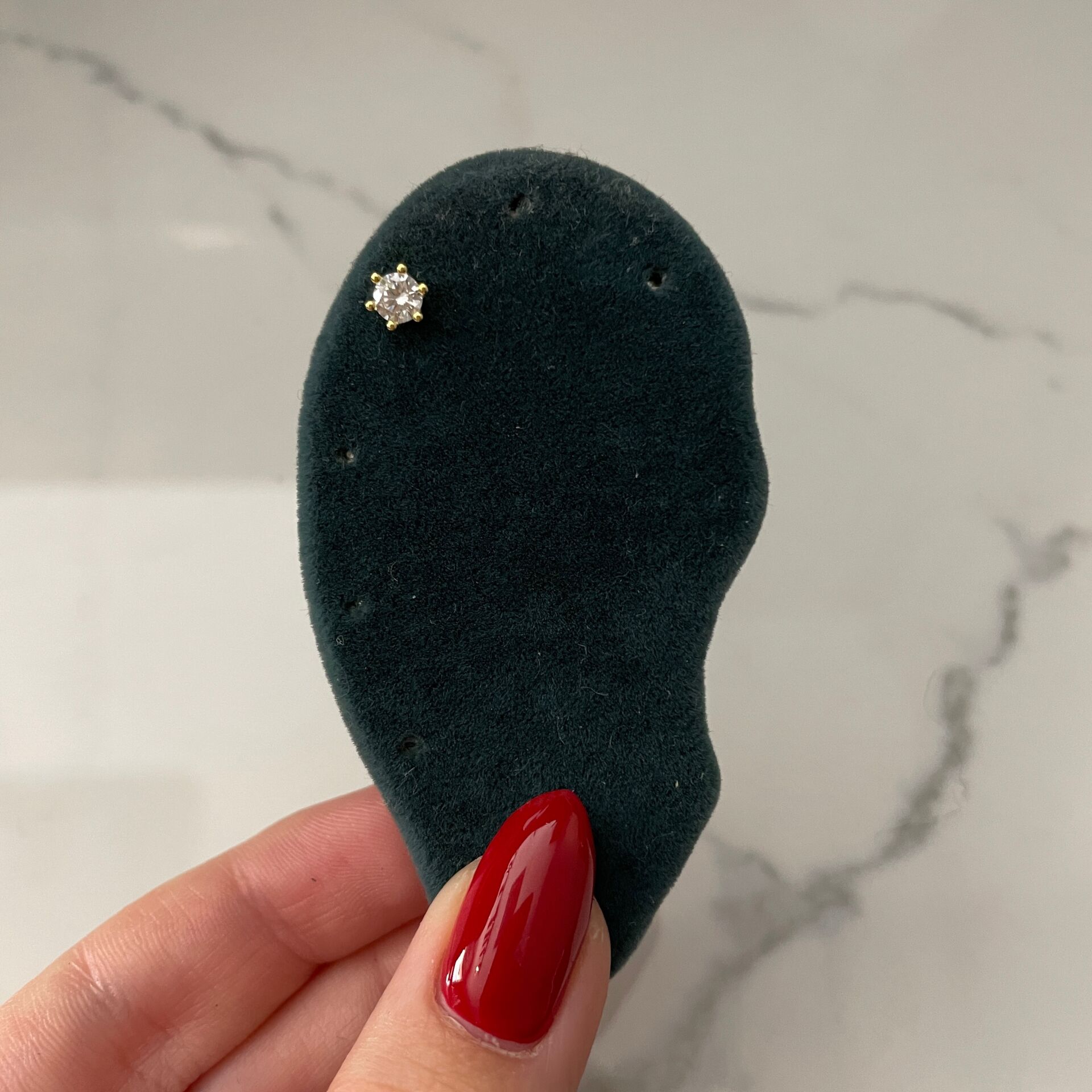 925 Ayar Gümüş Taşlı Piercing Nina