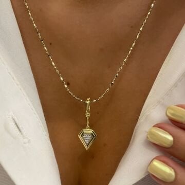 925 Ayar Gümüş İthal Taşlı Üçgen Tasarımlı Kolye