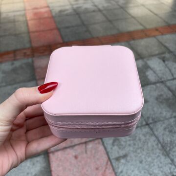 Pembe Takı Kutusu