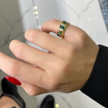 925 Ayar Gümüş Baget Taşlı Yeşil Yüzük Hollie