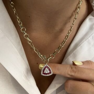 İthal Renkli Taşlı Üçgen Tasarımlı Kolye Coline