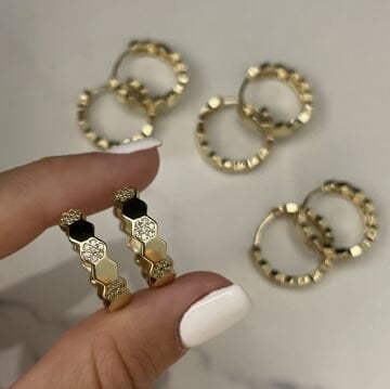 İthal Taşlı Tasarım Halka Küpe Sovine