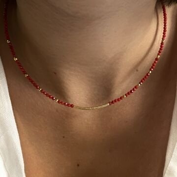 925 Ayar Gümüş Gold Detaylı Mercan Taşlı Kolye Carmine