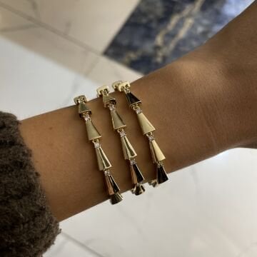 İthal Taşlı Üçgen Tasarımlı Bileklik