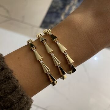 İthal Taşlı Üçgen Tasarımlı Bileklik