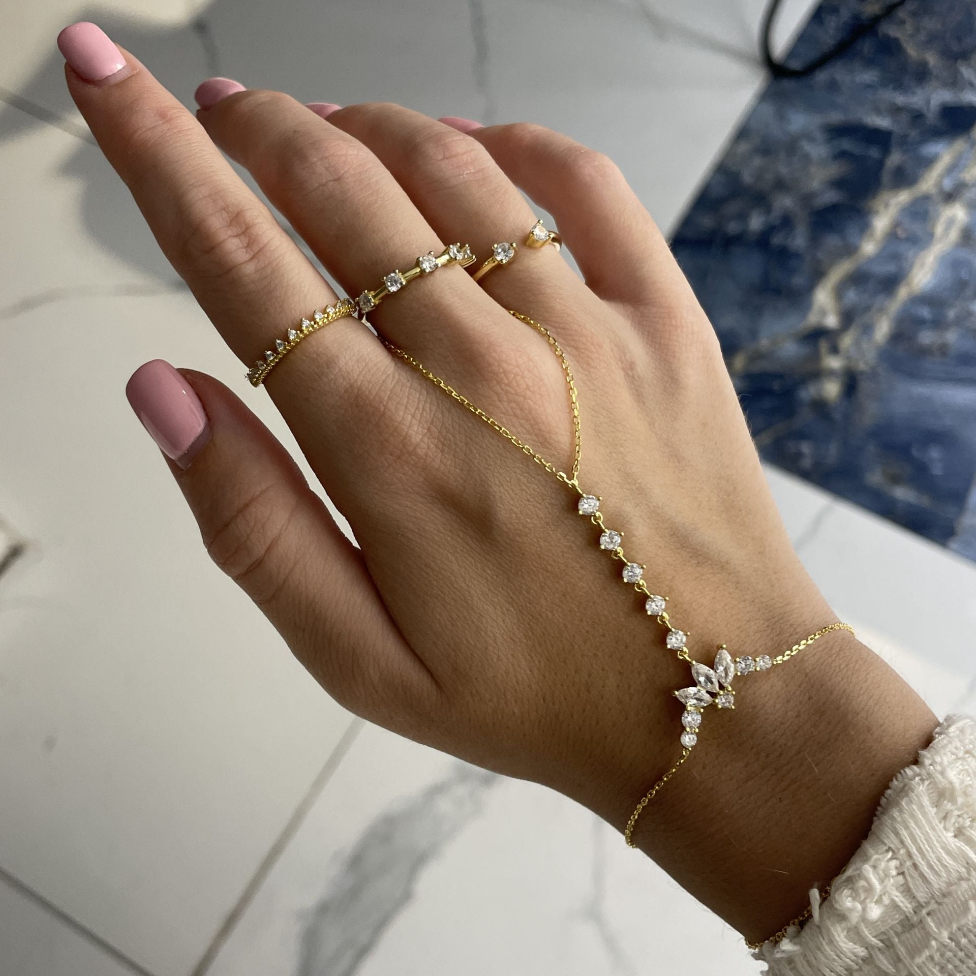 925 Ayar Gümüş İthal Sıralı Taş Detaylı Şahmeran Savina